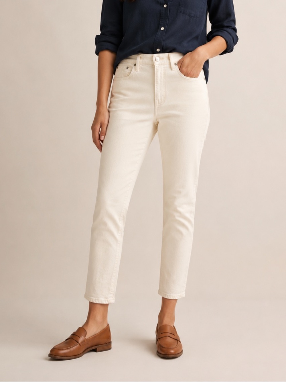 J. Crew slim broken in boyfriend Jean,  white size 29 petite